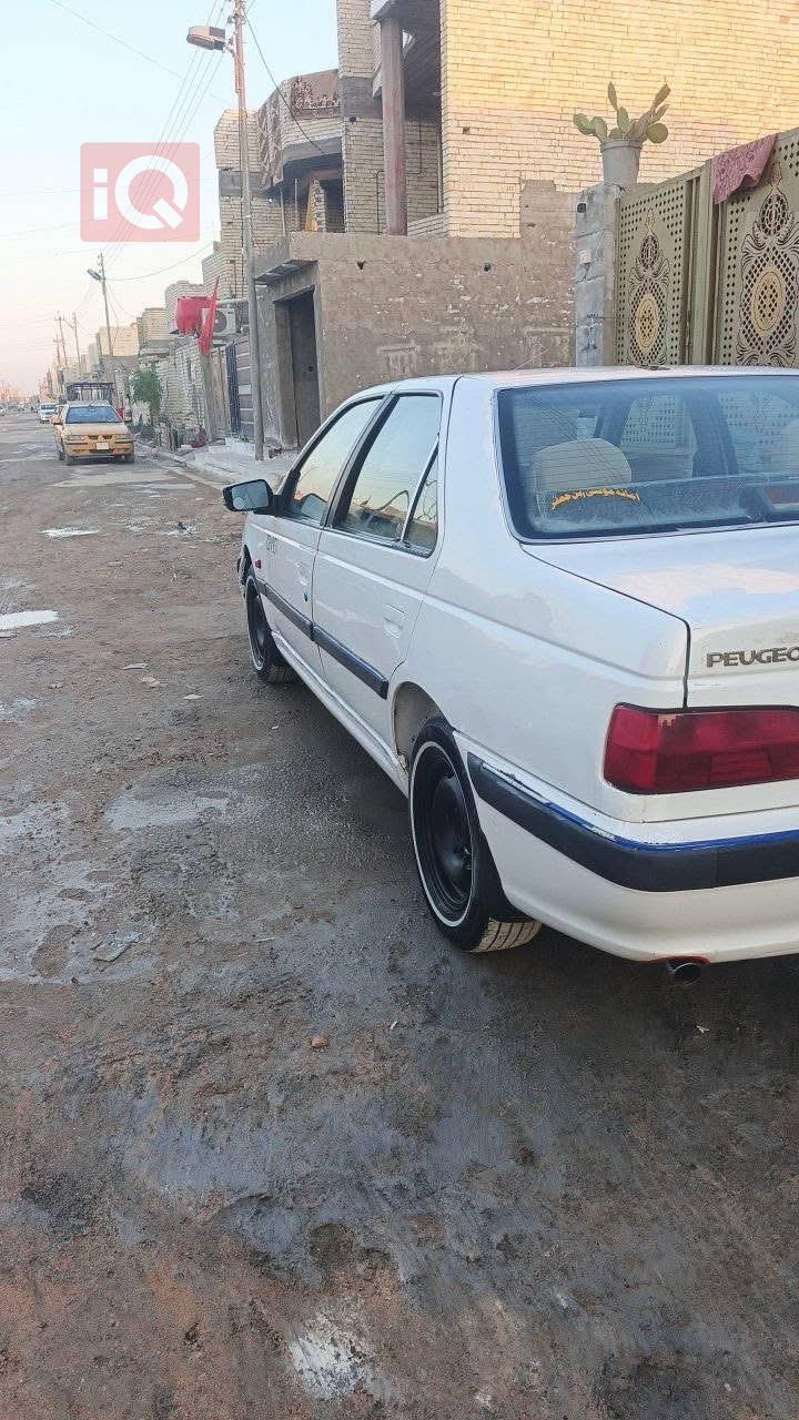 بيجو بارس
